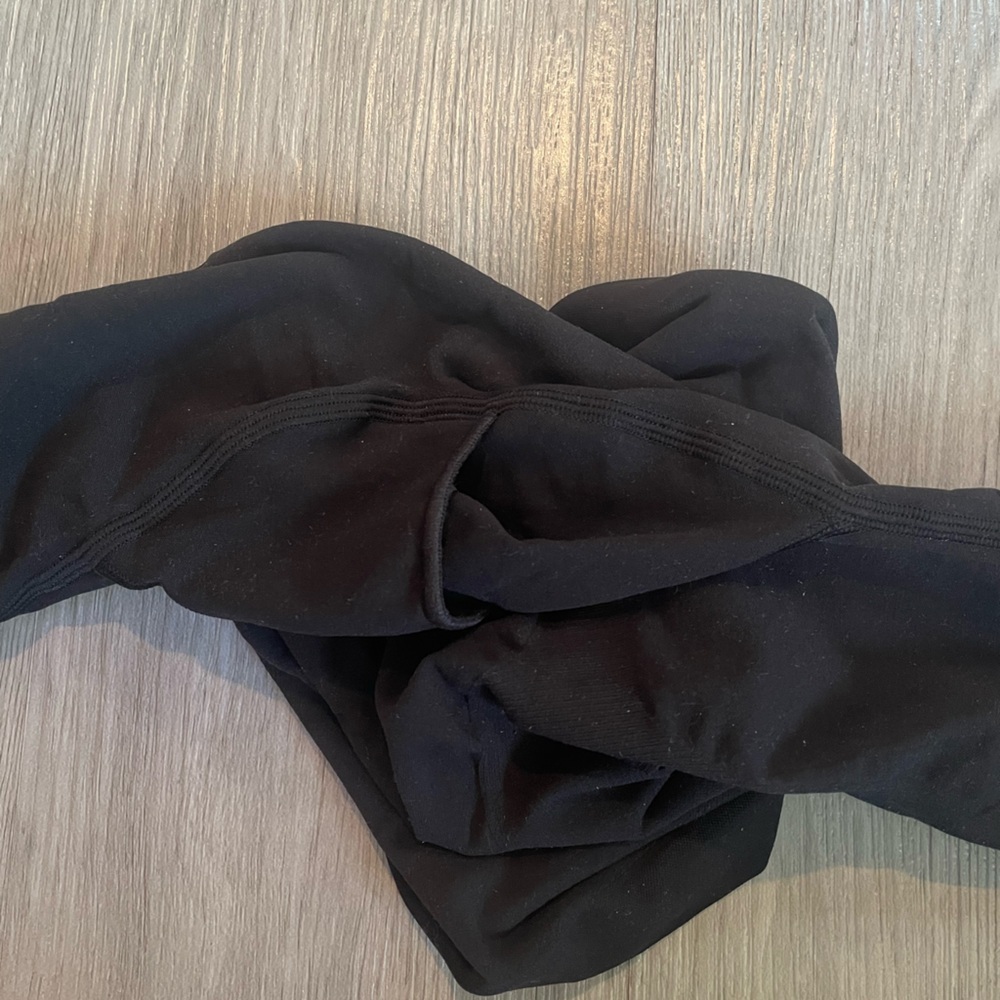 NEW Skims Sculpting Mid Thigh Bodysuit Shorts Black Size S/M - Picture 4 of 5